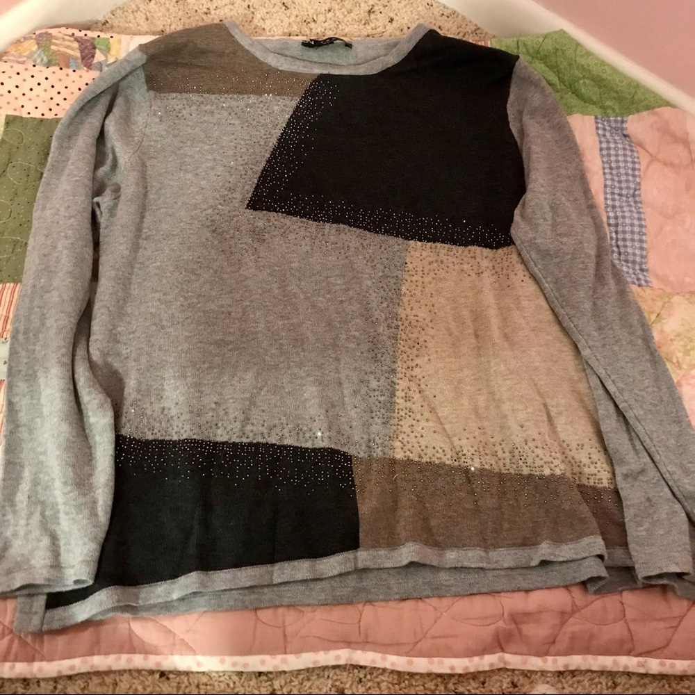 ⭐️3/$15⭐️ Touch Abstract Neutrals + Metallics Sweater